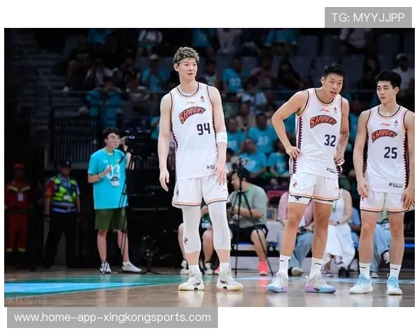 广厦王哲林训练冲突牵动阵容调整,球队未来走向引发热议 广厦王哲林训练冲突牵动阵容调整,球队未来走向引发热议