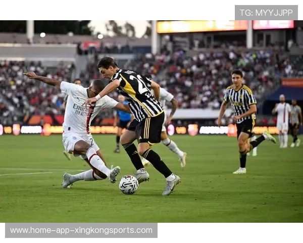 尤文利用快速反击形成巨大冲击力，基耶萨锐度拉满