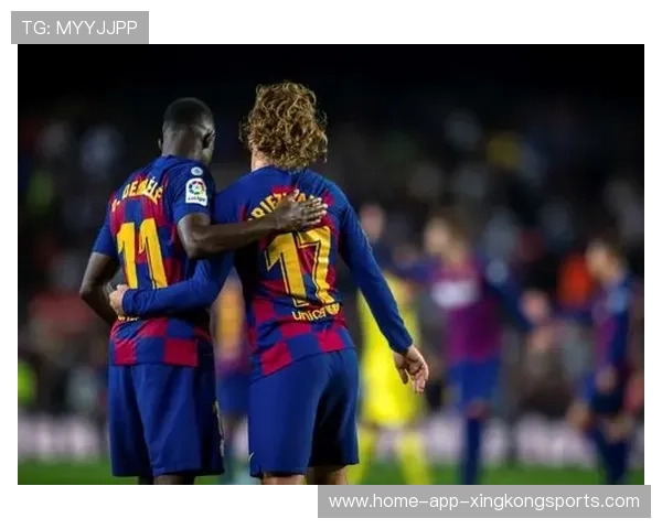 巴萨罗梅乌中路远射气势汹涌，打破束缚的足球传奇